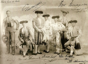 Mazzantini y cuadrilla en Mexico 1902 (Taurina pag 183)