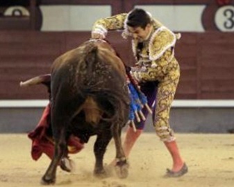 Recibiendo F. Alvaro García