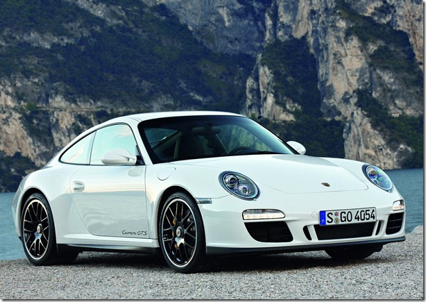 Porsche-911_Carrera_GTS_2011_1600x1200_wallpaper_01