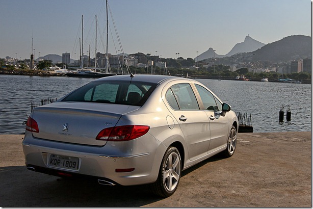 Peugeot 408 Brasil 2012 (9)