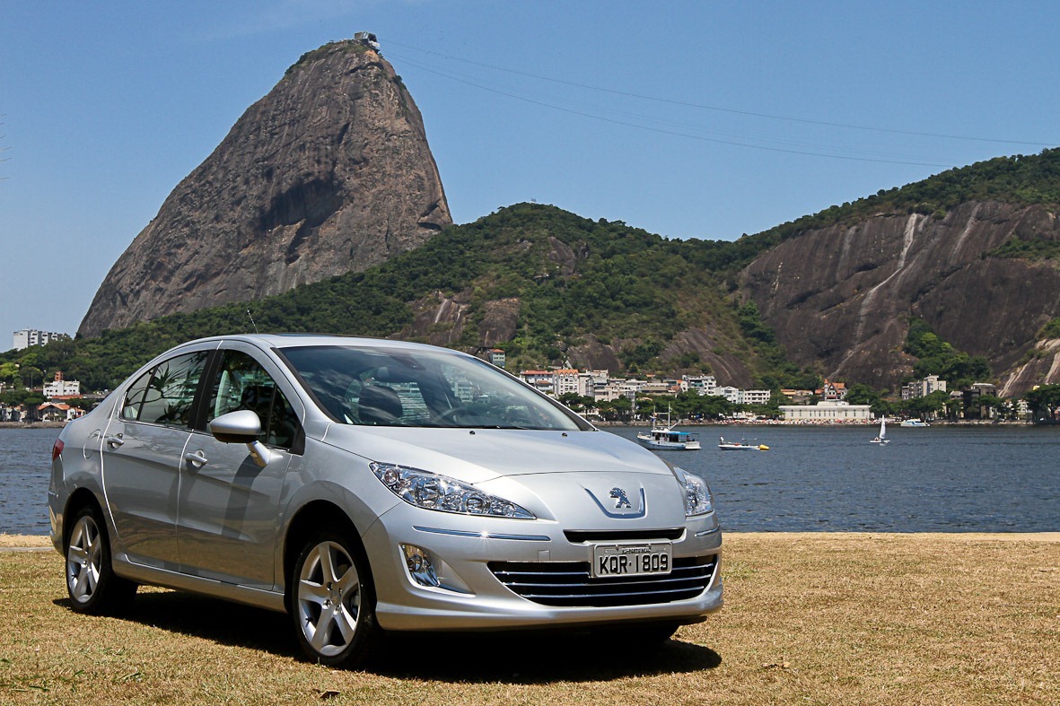 [Peugeot 408 Brasil 2012 (13)[7][3].jpg]
