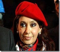 Cristina Con Gorra roja