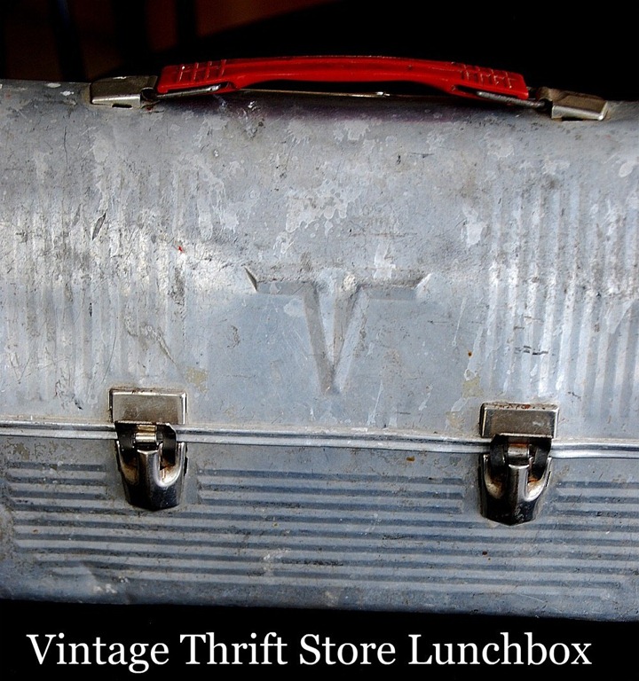 [vintage thrift store lunchbox[4].jpg]