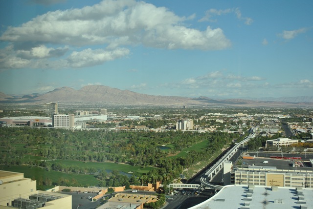 [Las Vegas 2010 002[3].jpg]
