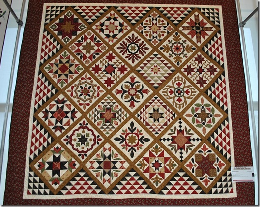 Quilts in the Gardens 2011 012