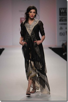 WIFW SS2010 collection by Rahul Mishra's Show