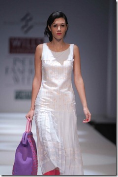 WIFW SS 2011 Collection by Rahul Reddy's Show16