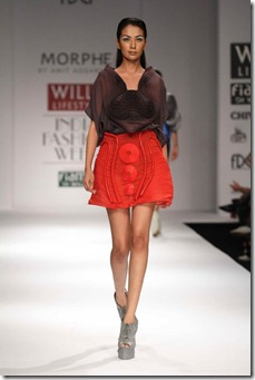 WIFW SS 2011collection by Morphe by Amit Aggarwal 7 (2)