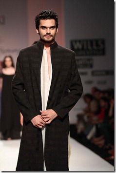 WIFW SS 2011collection by Wendell Rodrick 21