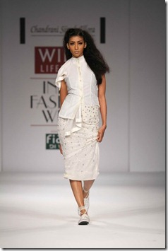 WIFW SS 2011 collection by Chandrani Singh Fllora 11
