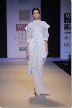 WIFW SS 2011 collection  Rishta by Arjun (19)