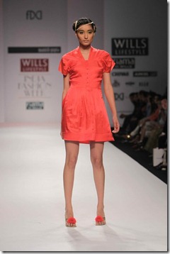 WIFW SS 2011  collection by Manish Gupta (8)