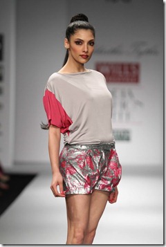 WIFW SS 2011 collection by  Siddartha Tytler (8)