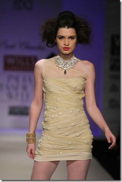 WIFW SS 2011 collection by Preeti Chandra's Show   (15)
