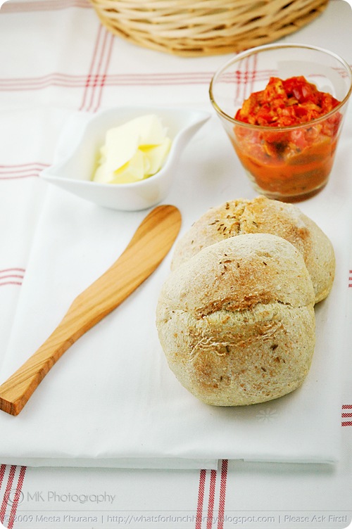 Saffron Wholemeal Whole Wheat Bread Rolls (04) by MeetaK