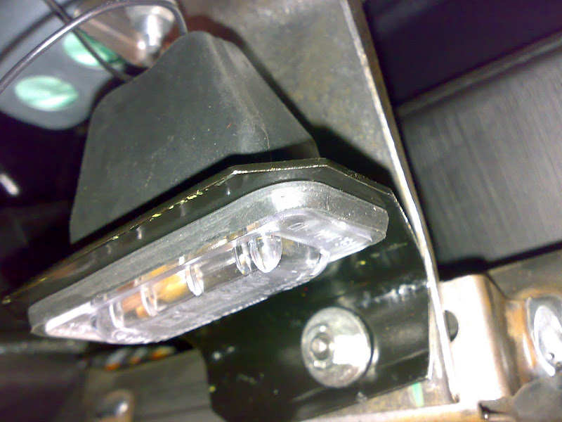 ford fusion замена лампочки в перчаточном ящике