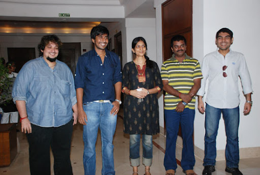 CLICK THE ABOVE ARROW TO  ZOOM THE IMAGE