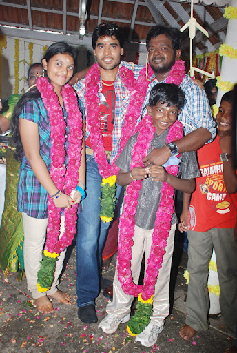 CLICK THE ABOVE ARROW TO  ZOOM THE IMAGE