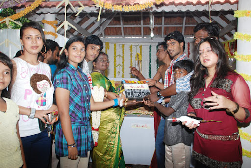 CLICK THE ABOVE ARROW TO  ZOOM THE IMAGE