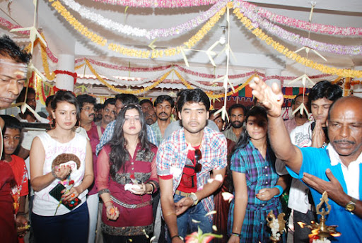 CLICK THE ABOVE ARROW TO  ZOOM THE IMAGE