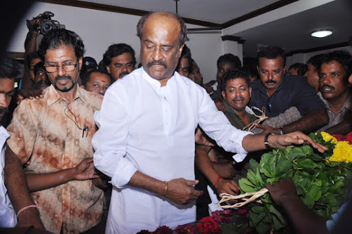 CLICK THE ABOVE ARROW TO  ZOOM THE IMAGE