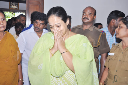 CLICK THE ABOVE ARROW TO  ZOOM THE IMAGE