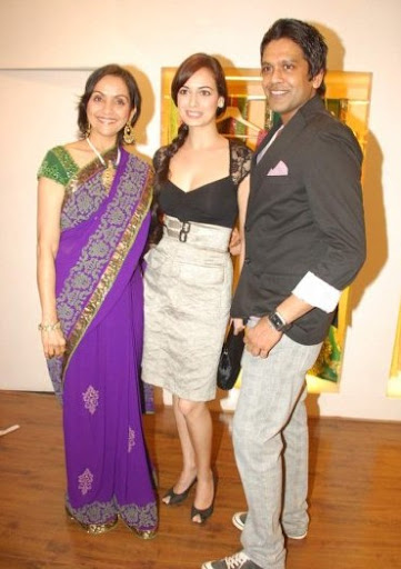 CLICK THE ABOVE ARROW TO  ZOOM THE IMAGE