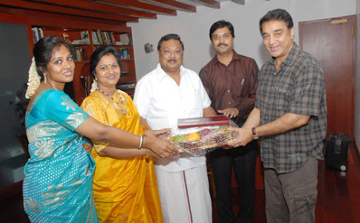 CLICK THE ABOVE ARROW TO  ZOOM THE IMAGE