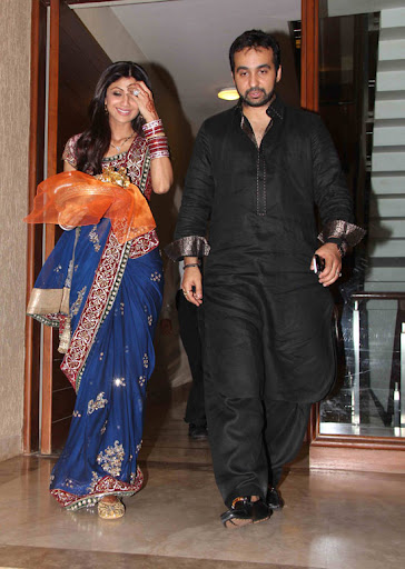 CLICK THE ABOVE ARROW TO  ZOOM THE IMAGE