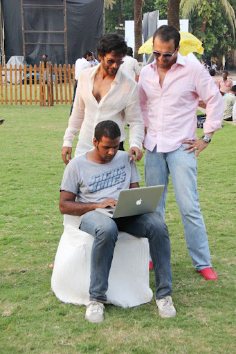 CLICK THE ABOVE ARROW TO  ZOOM THE IMAGE