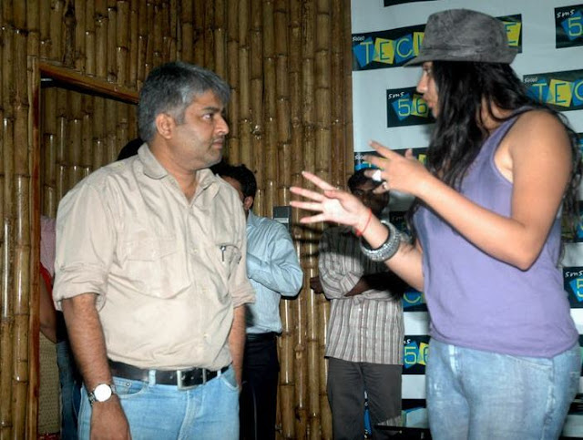 CLICK THE ABOVE ARROW TO  ZOOM THE IMAGE