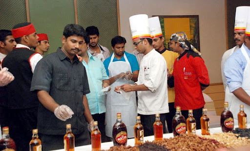 CLICK THE ABOVE ARROW TO  ZOOM THE IMAGE