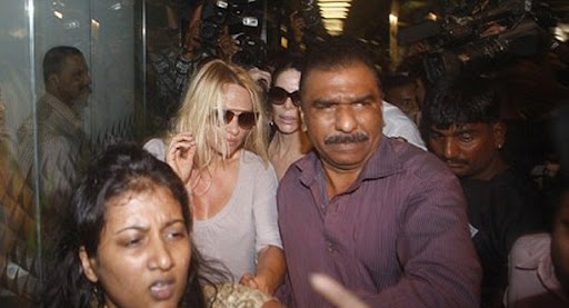 CLICK THE ABOVE ARROW TO  ZOOM THE IMAGE