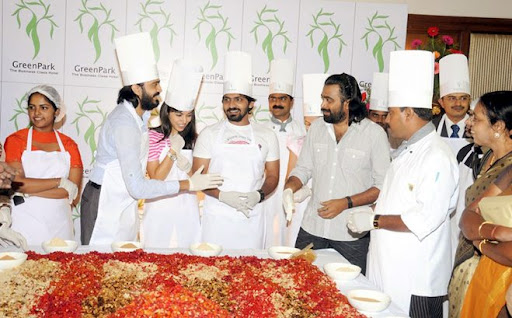 CLICK THE ABOVE ARROW TO  ZOOM THE IMAGE