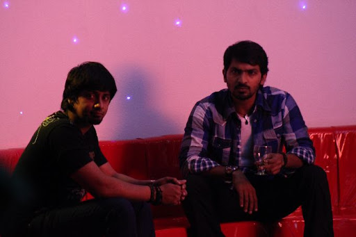 CLICK THE ABOVE ARROW TO  ZOOM THE IMAGE