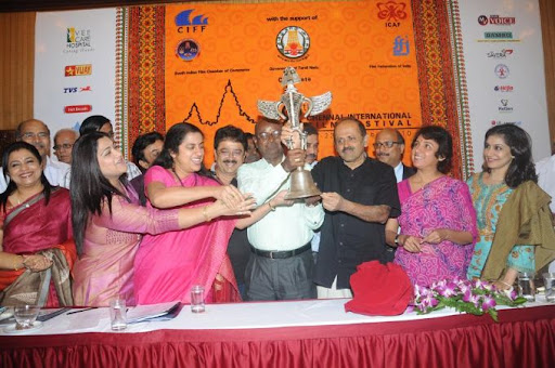 CLICK THE ABOVE ARROW TO  ZOOM THE IMAGE