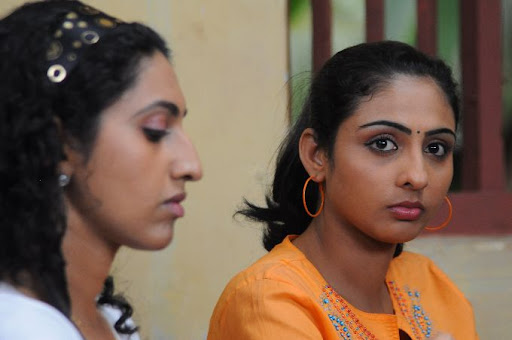 CLICK THE ABOVE ARROW TO  ZOOM THE IMAGE