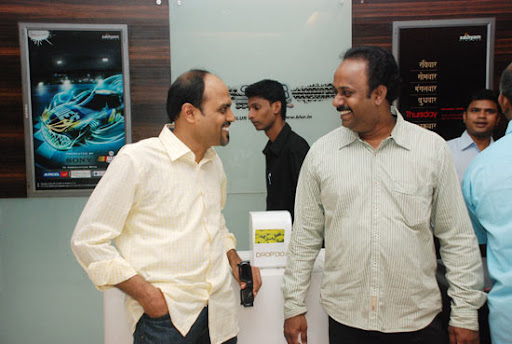 CLICK THE ABOVE ARROW TO  ZOOM THE IMAGE