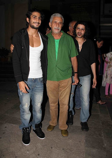 CLICK THE ABOVE ARROW TO  ZOOM THE IMAGE