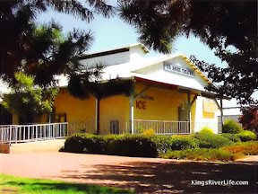 Photo source: Visalia Community Players Visalia theater