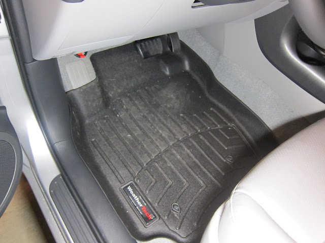 Which colour WeatherTech floormat contrast with Ash Interior (exterior ...