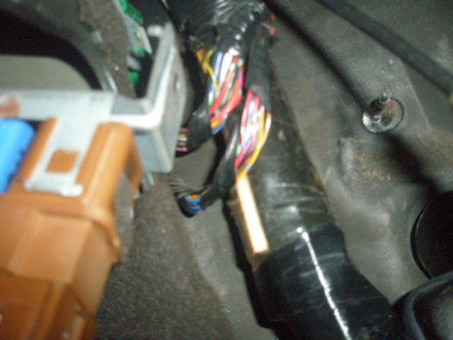 Nissan pathfinder dead pedal #3