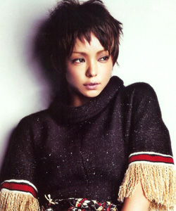 Namie rocks short hair in the September '10 issue of Ginza magazine | Photoshoot