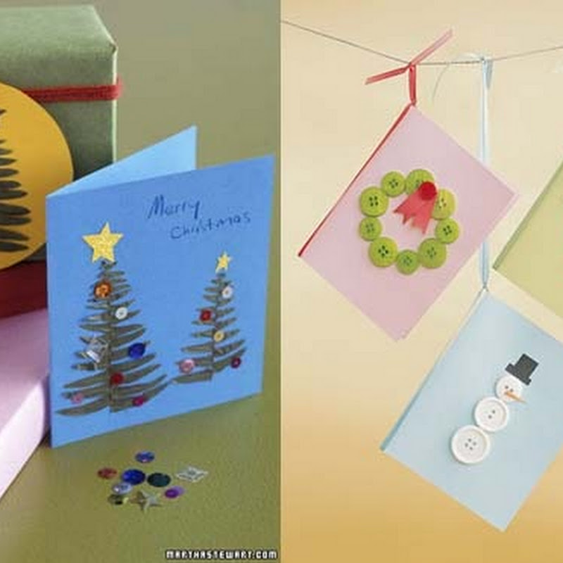 Manualidad tarjetas de Navidad con helechos y botones