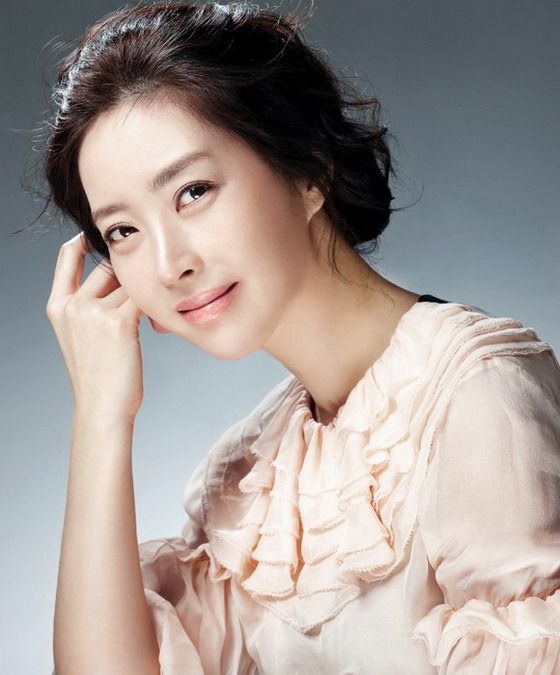 Song Yoon Ah