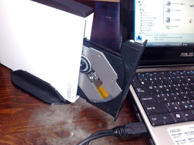 [3C]LiteOn 外接薄型8x DVD燒錄機開箱！ - 阿祥的網路筆記本