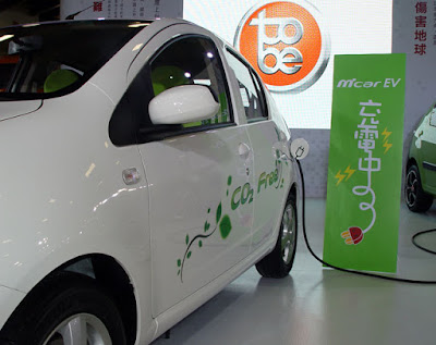 [Event] 2010台北車展現場記實：Porsche、Luxgen、Nissan、Toyota、Nissan…和其他遺珠篇 - 阿祥的網路筆記本