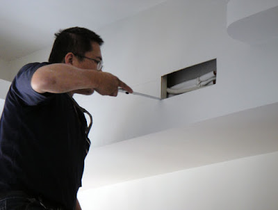 [Life] 裝潢實戰第八彈：冷氣機體、燈具 & 壁紙安裝！ - 阿祥的網路筆記本