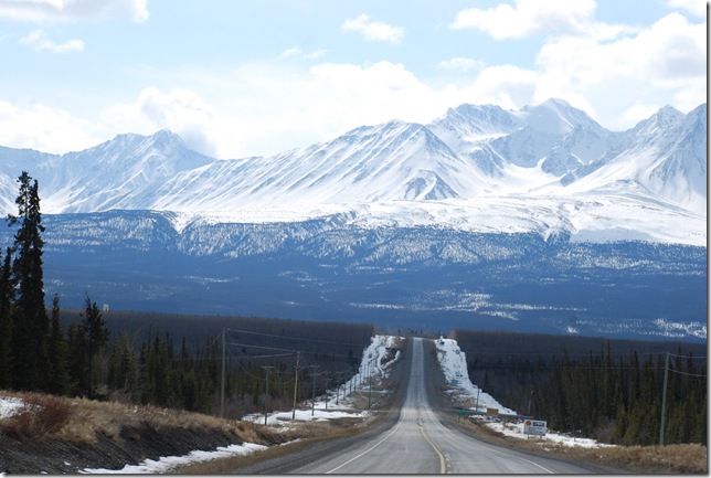 04-24-09  B Alaskan Highway - Yukon 083