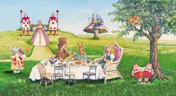 [Alice_in_Wonderland_Tea_Party_5814880[5].jpg]